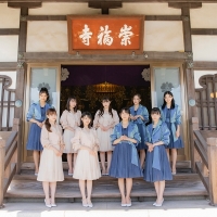 つばきファクトリー、新曲ヒット祈願　座禅体験で“無”を体感