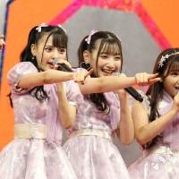 ＝LOVE「TIFオンライン2020」SMILE GARDEN