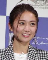 大島優子が広瀬すずに抱きつき、２ショットが「可愛すぎる！」