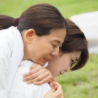 篠原ゆき子・倉科カナ『女たち』ミニクランクアップ記者会見