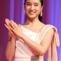 土屋太鳳『第33回東京国際映画祭』オープニングセレモニー