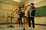 ゆず、母校・岡村中学校から歌を届ける「胸がいっぱいです」