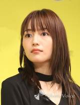 川口春奈、大胆美背中「美しすぎる」「スタイル良!!」　自身も「ドレスが超素敵」
