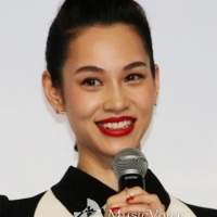 水原希子、妖精？ハイクオリティーなコスプレ反響「最強すぎる」