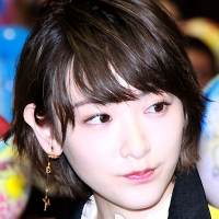 生駒里奈、チャイボーグに挑戦　前田希美のメイク術「すごい」
