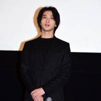吉高由里子と横浜流星「きみの瞳が問いかけている」舞台挨拶