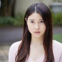 土屋太鳳＆田中圭『哀愁しんでれら』場面写真