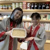 朝比奈彩、糠床作り初体験