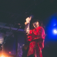 あいみょん、配信ライブで８曲を披露「次はツアーで会いましょう！」