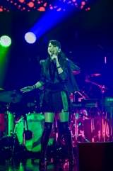 森高千里、“深淵なる名曲”ベスト20で見せたエンターテイナー精神