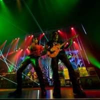 B’z、無観客配信ライブDay1とDay2ダイジェスト映像公開