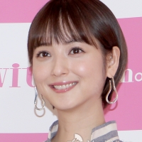 佐々木希、爽やかな私服姿に「美しい」「女神」