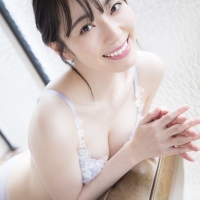 松井咲子 1st写真集 咲子