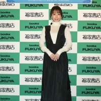 宇垣美里、カレンダー発売記念イベント