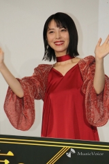浜辺美波、極度のインドア派「家を出なくない、家にすぐに帰りたい」
