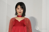 浜辺美波、あいみょんの歌声に涙　神木隆之介と共に称える「感動した。最高でした」：紅白