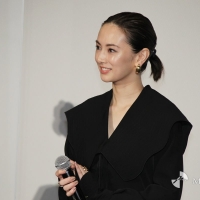 北川景子『約束のネバーランド』初日舞台挨拶