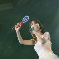 柏木由紀、初のディナーショー