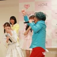 ＝LOVE、新曲発表会で“胸キュン”一言にメンバーが挑戦