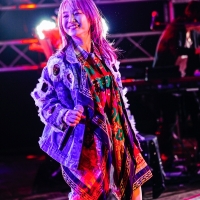 LiSA「今日をもっともっと超えて行け」変幻自在な演出歌唱で魅了