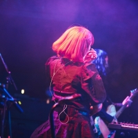 ラブリーサマーちゃん、激動の一年を締めくくる有観客ライブで見せた涙