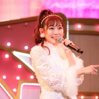 渡辺美優紀、クリスマスライブ開催「みなさん会いたかったよ〜！」