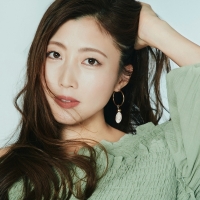 Tiara『All about TiaraIII／Fan Selection Best』ジャケ写