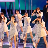 日向坂46、紅白リハ「つい笑顔になってしまうようなパフォーマンスを」
