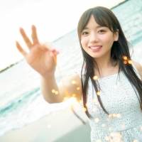 日向坂46齊藤京子、下着カット解禁「デートの前に朝の身支度する彼女」