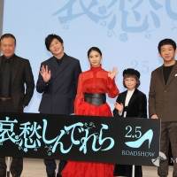 土屋太鳳・田中圭『哀愁しんでれら』完成報告会