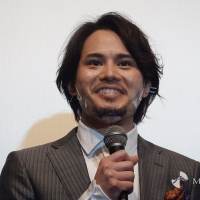 映画『ある用務員』舞台あいさつ