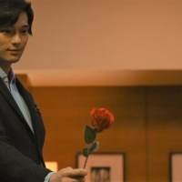 新田真剣佑、中村アンにプロポーズ　ロマンティックなシーン解禁