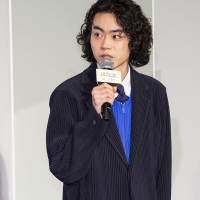 菅田将暉『花束みたいな恋をした』初日舞台挨拶