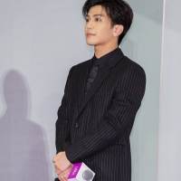 岩田剛典・新田真剣佑『名も無き世界のエンドロール』公開記念舞台挨拶