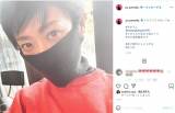 山田優、黒マスク＆黒髪ショートの“イケメン”姿「木村拓哉に似てる」と話題に