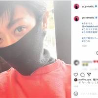 山田優、黒マスク＆黒髪ショートの“イケメン”姿「木村拓哉に似てる」と話題に