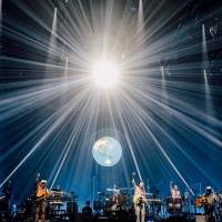 サザン、エンタメ復興の狼煙　配信ライブで放った希望の光
