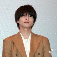 越智ゆらの＆小南光司『はつ恋とビー玉』完成報告舞台挨拶