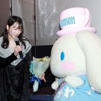 越智ゆらの＆小南光司『はつ恋とビー玉』完成報告舞台挨拶