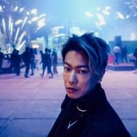 佐藤健にとって「カッコいい」とは？　新ムービーで全力疾走