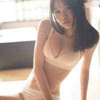 AKB48横山結衣、1st写真集が発売前重版