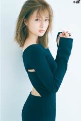 白石麻衣、ひんやりセクシーなar感「出た？」　美背中も惜しみなく