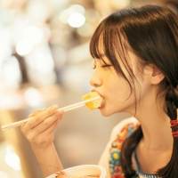 AKB48横山結衣1st写真集『未熟な光』発売記念イベント