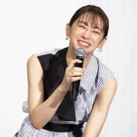 北川景子、芳根京子『ファーストラヴ』大ヒット御礼舞台挨拶