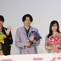 『ライアー×ライアー』公開御礼舞台挨拶