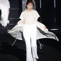 吉川愛／マイナビTGC 2021 S／S