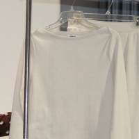 朝比奈彩、洋服コレクション初世界同時発売
