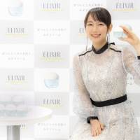 吉岡里帆、美肌の秘訣は「スピード感」　風呂上り急いで化粧水
