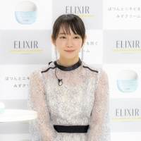 吉岡里帆、美肌の秘訣