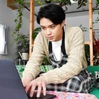 主夫・磯村勇斗の完璧ショット公開